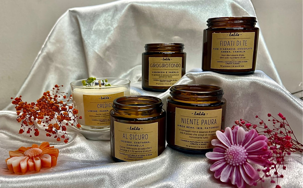 Candele artigianali LaLûs in cera di soia con fiori secchi: Credici, Giro Giro Tondo, Fidati di Te, Al Sicuro e Niente Paura