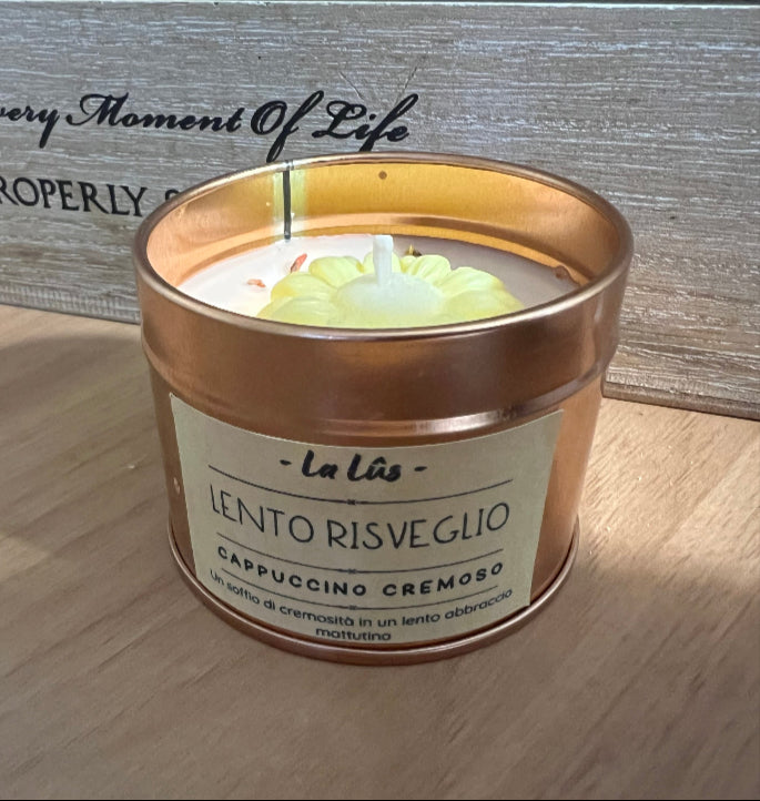 Candela artigianale al cappuccino cremoso Lalûs